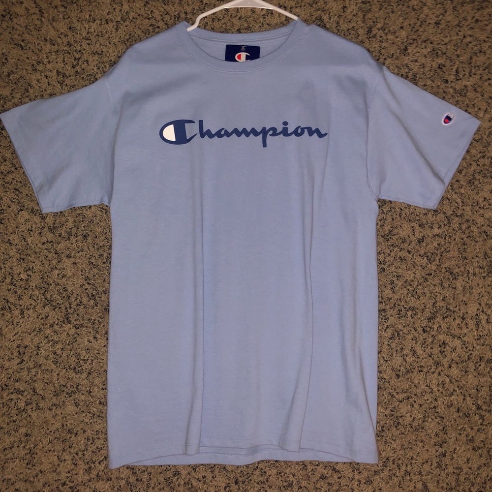 BRAND NEW Champion Graphic Tee Shirt